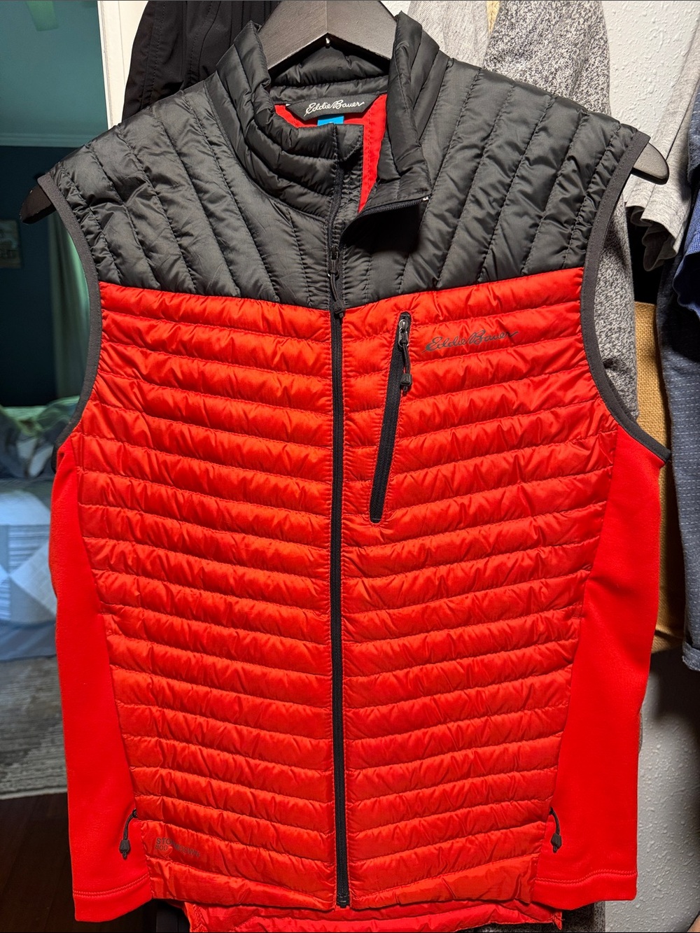 Eddie Bauer Red and Black Quilted Insulated Men's Vest